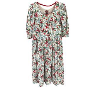 Salzburger Drindl Austria women’s traditional floral dress